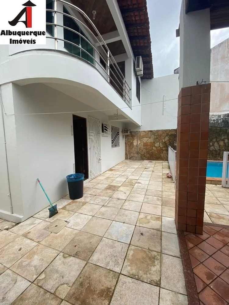 Casa, 6 quartos, 350 m² - Foto 1