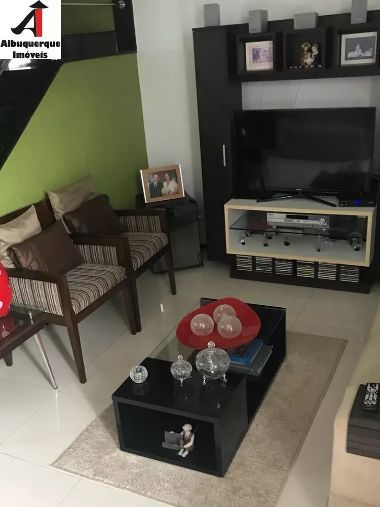 Casa à venda com 4 quartos, 140m² - Foto 6