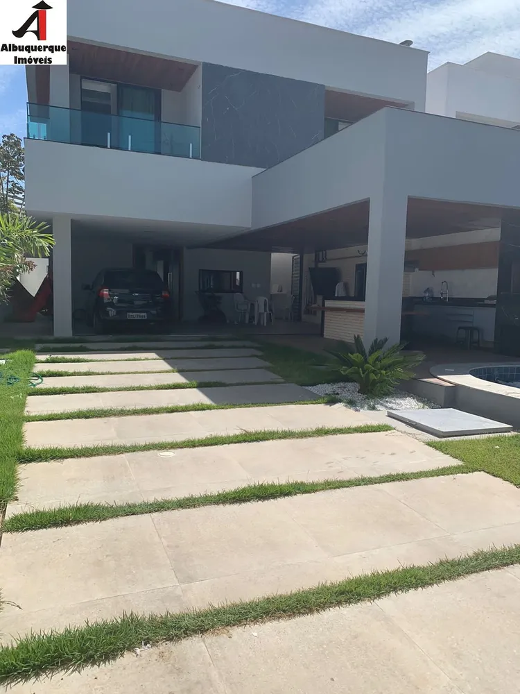Casa, 4 quartos, 215 m² - Foto 1