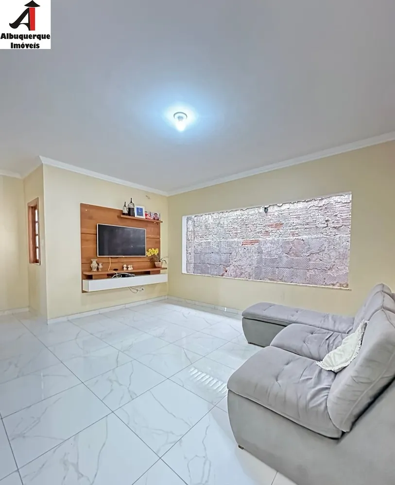 Casa, 3 quartos, 300 m² - Foto 1