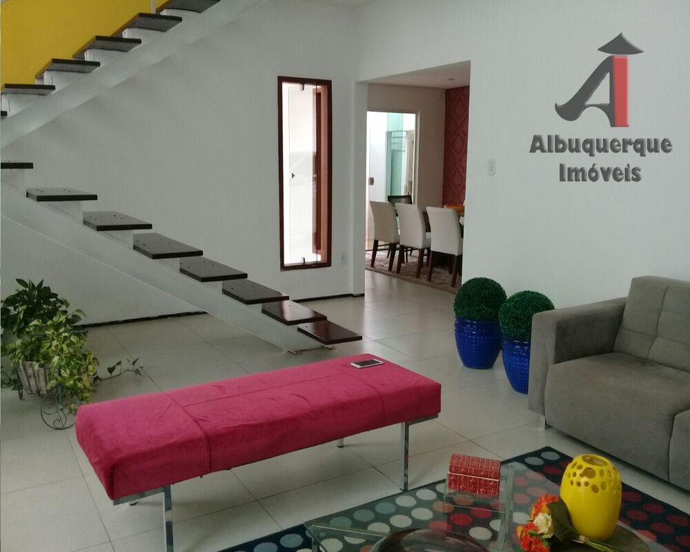 Casa à venda com 2 quartos, 350m² - Foto 4