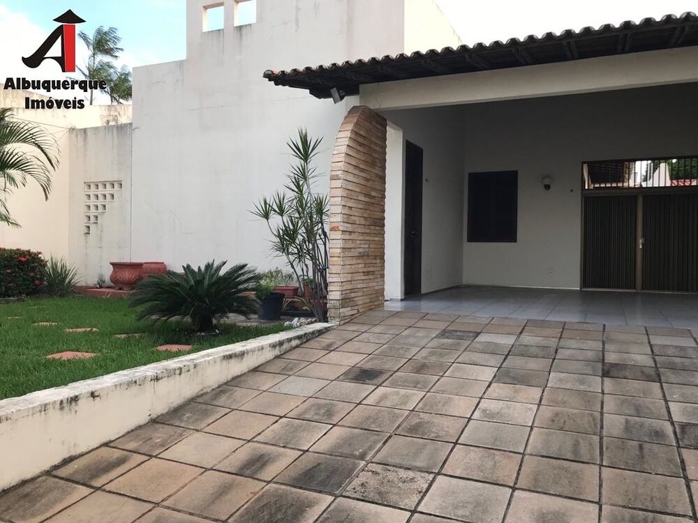 Prédio Inteiro, 300 m² - Foto 1