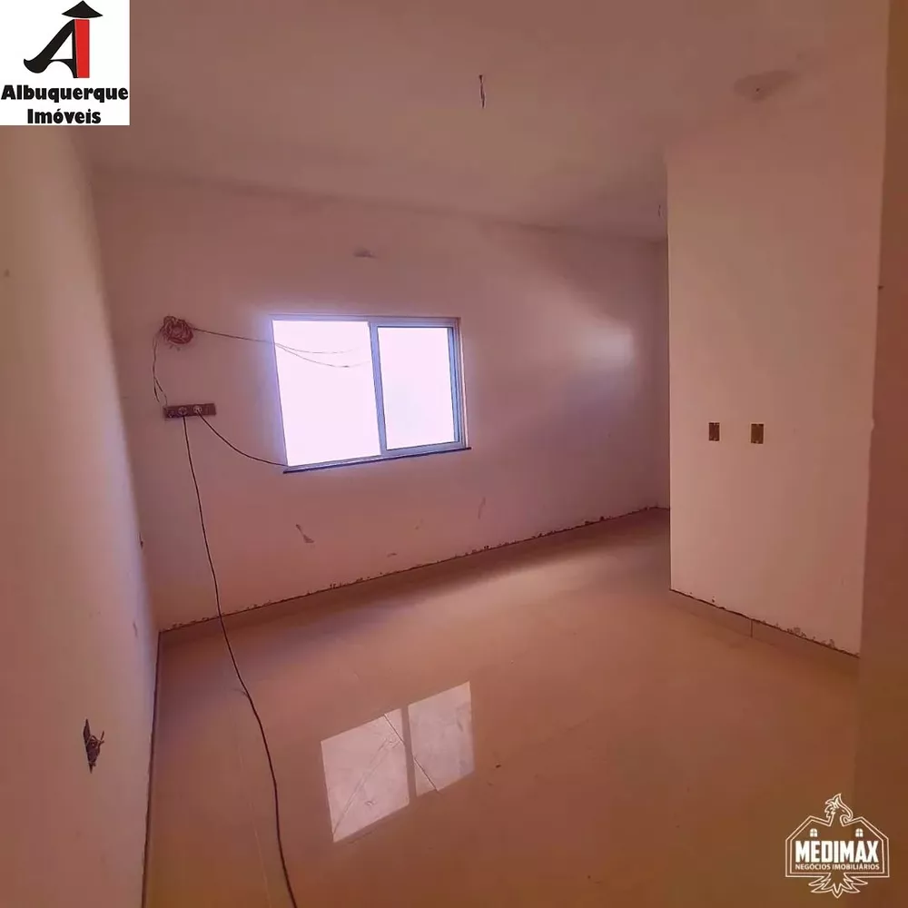 Casa à venda com 3 quartos, 360m² - Foto 4