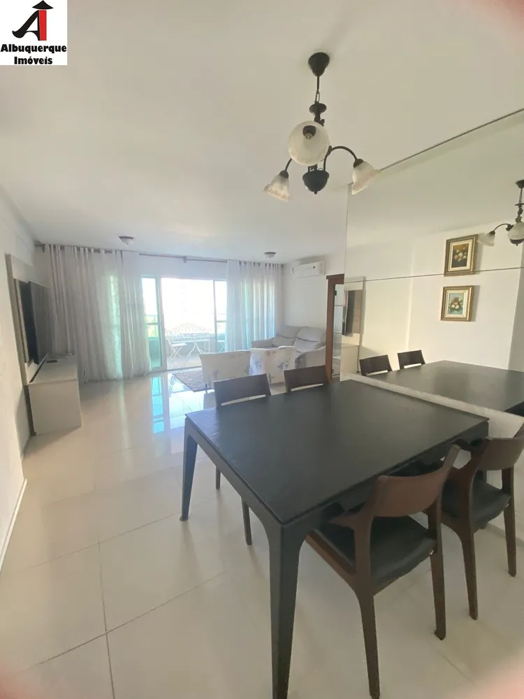 Apartamento, 3 quartos, 130 m² - Foto 1