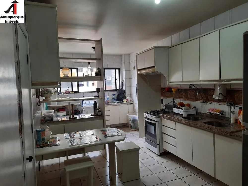 Apartamento, 3 quartos, 259 m² - Foto 12