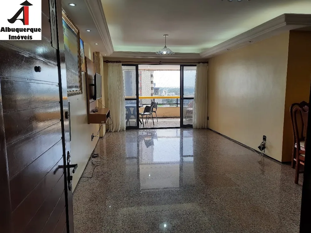 Apartamento, 3 quartos, 259 m² - Foto 1