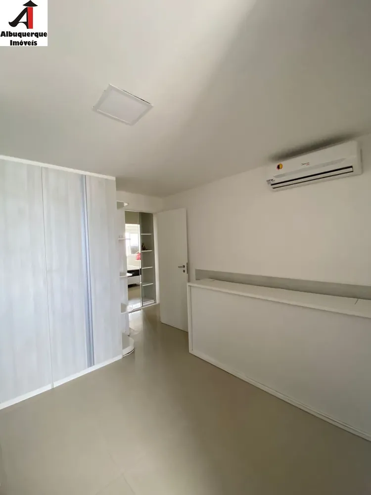 Apartamento, 3 quartos, 136 m² - Foto 2