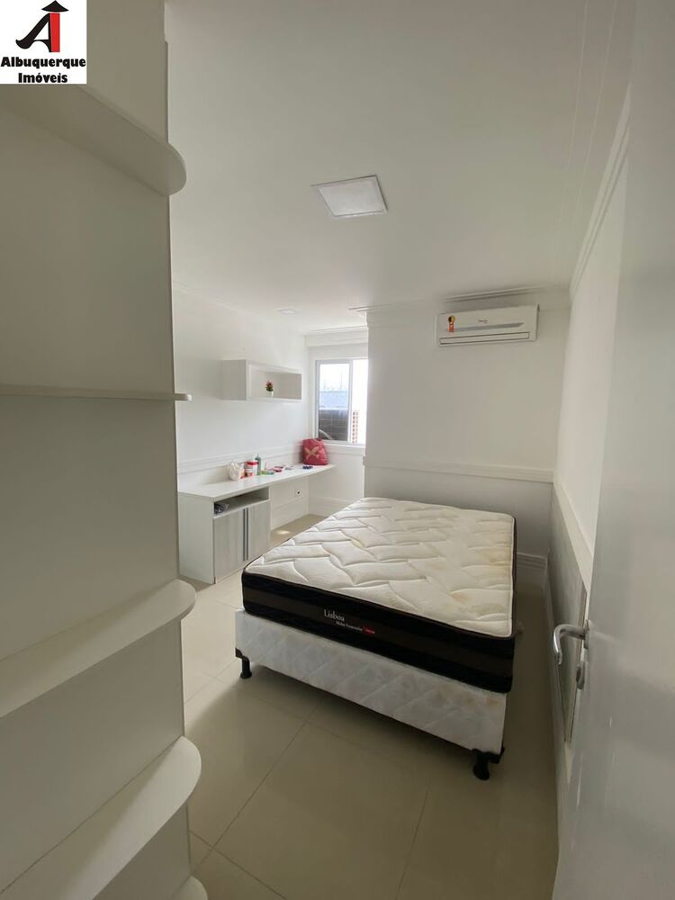 Apartamento, 3 quartos, 136 m² - Foto 1