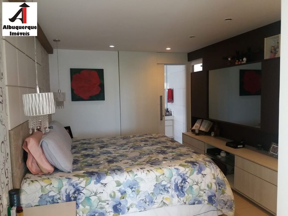 Apartamento à venda com 3 quartos, 140m² - Foto 2