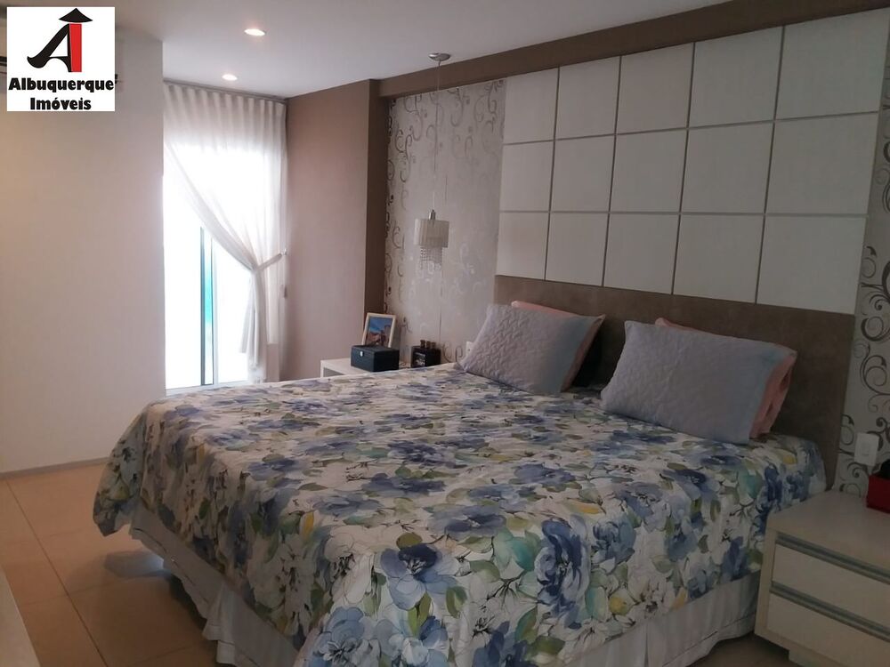Apartamento à venda com 3 quartos, 140m² - Foto 3
