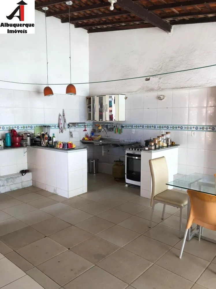 Casa, 3 quartos, 200 m² - Foto 11