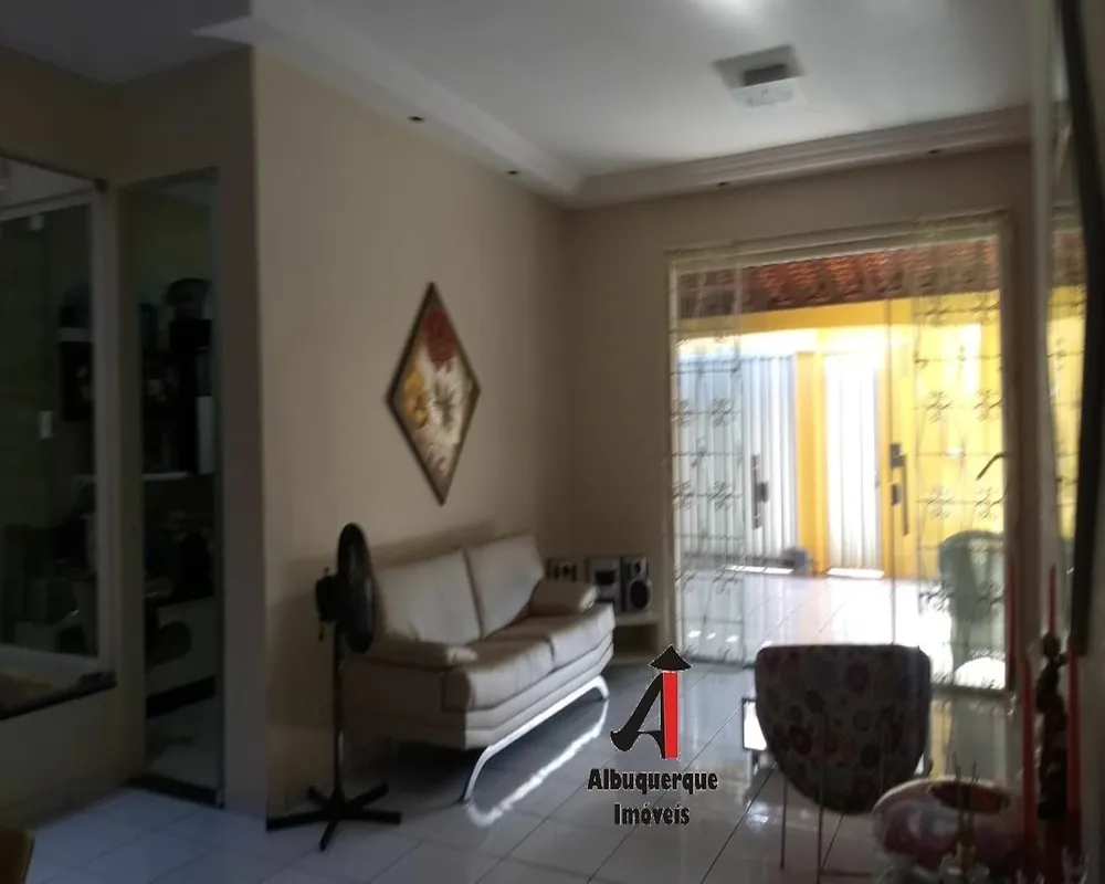 Casa, 1 quarto, 280 m² - Foto 2