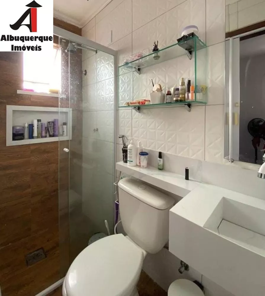 Apartamento à venda com 2 quartos, 70m² - Foto 4