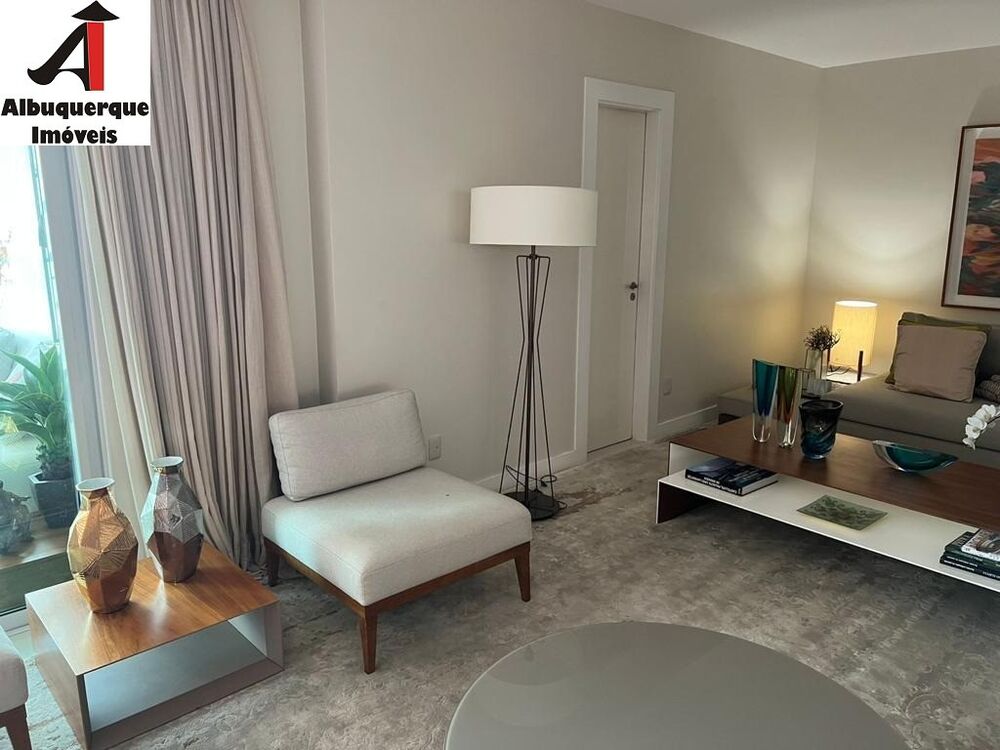 Apartamento, 3 quartos, 268 m² - Foto 2