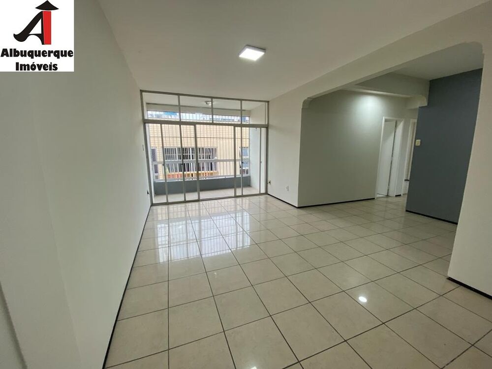 Apartamento à venda com 2 quartos, 89m² - Foto 2