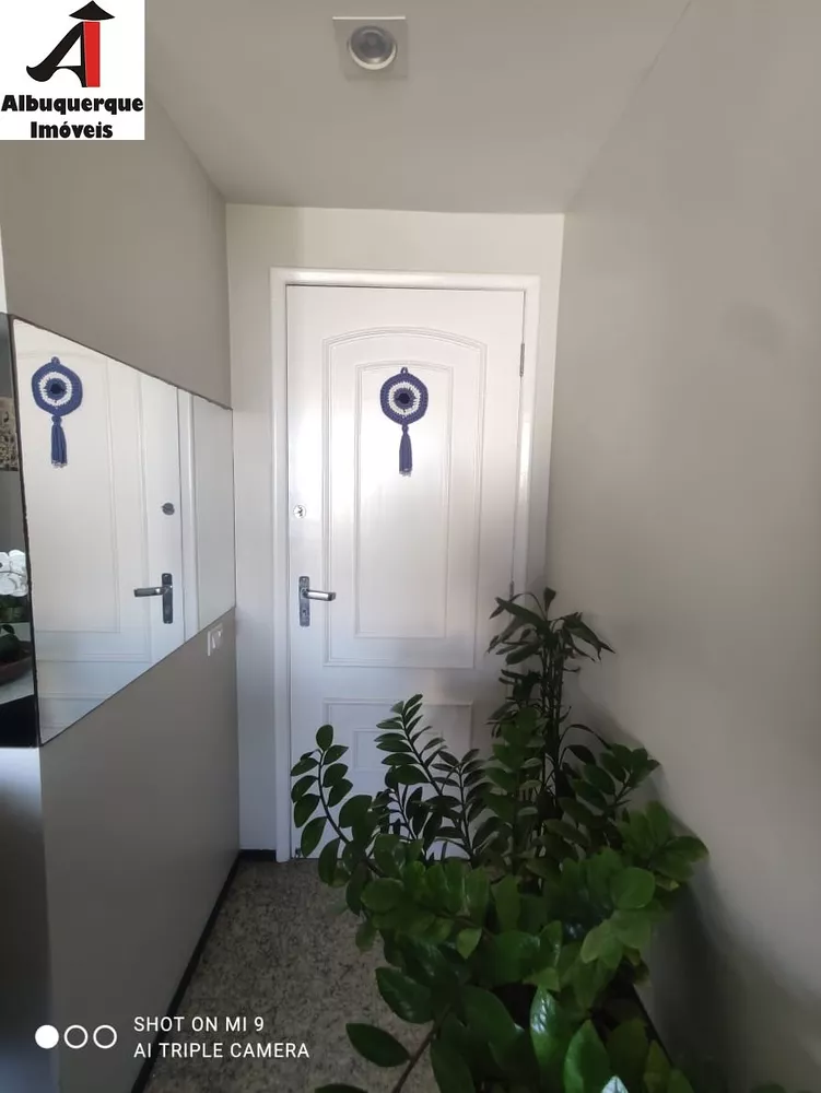 Apartamento para alugar com 2 quartos, 96m² - Foto 4