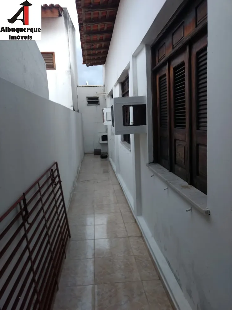 Casa, 5 quartos, 300 m² - Foto 13