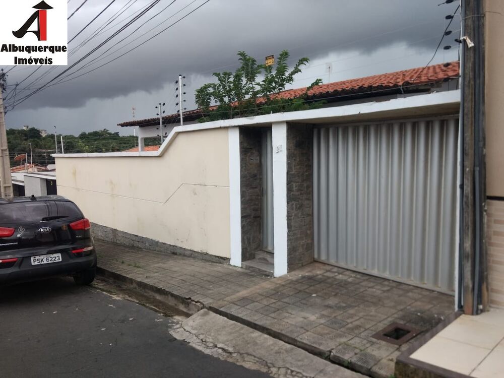 Casa, 5 quartos, 300 m² - Foto 1