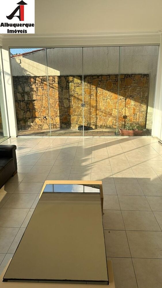 Casa, 3 quartos, 300 m² - Foto 4