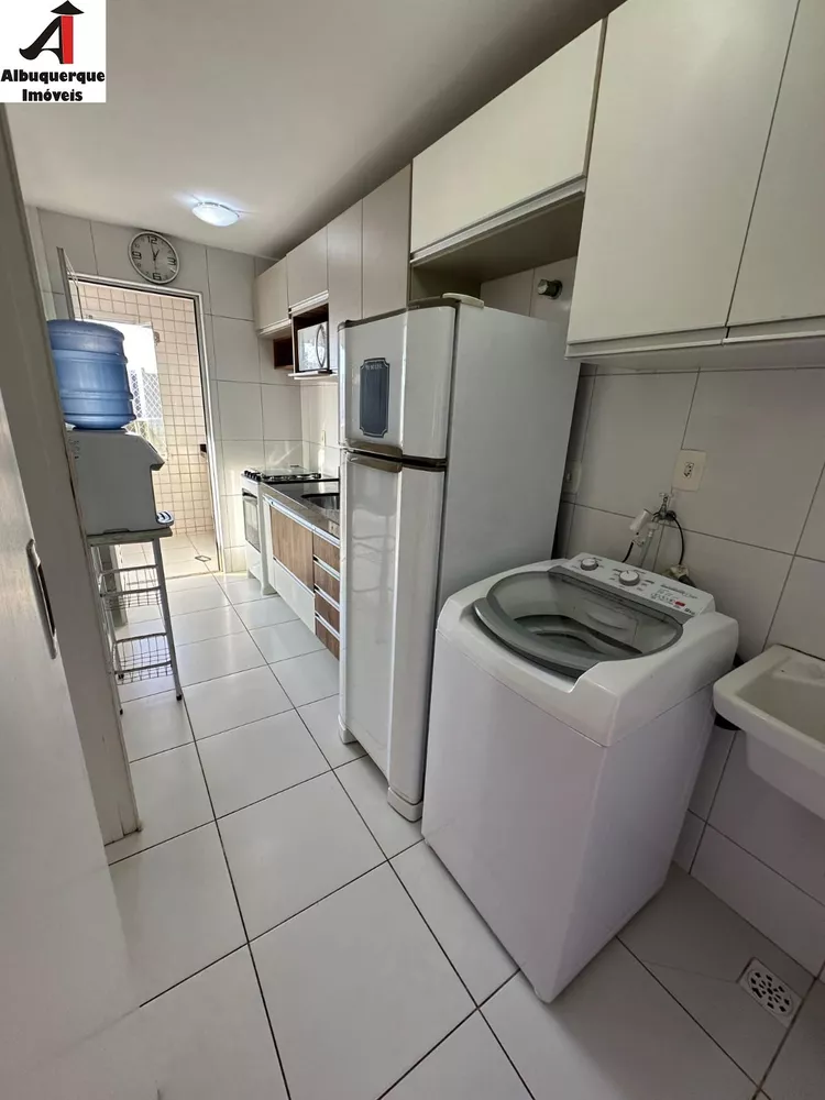 Apartamento à venda com 3 quartos, 82m² - Foto 3