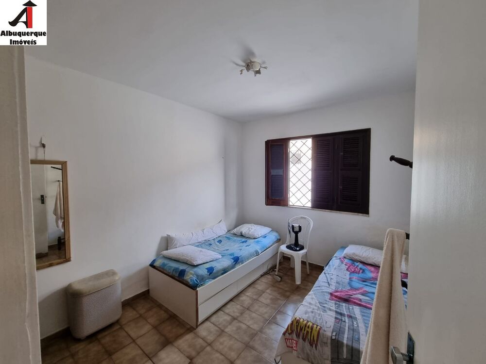 Casa, 3 quartos, 380 m² - Foto 2