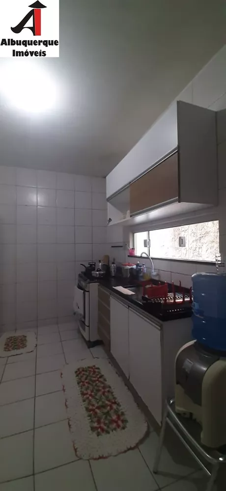 Casa à venda com 3 quartos, 300m² - Foto 5