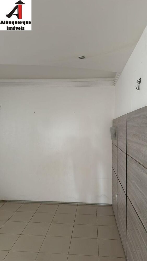 Casa à venda com 3 quartos, 300m² - Foto 8