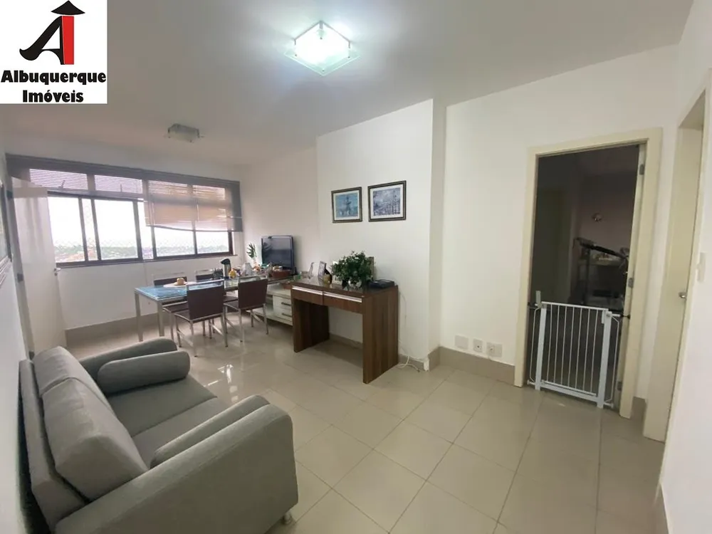 Apartamento, 3 quartos, 300 m² - Foto 1