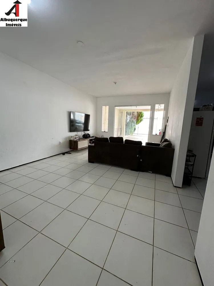 Casa, 1 quarto, 300 m² - Foto 10