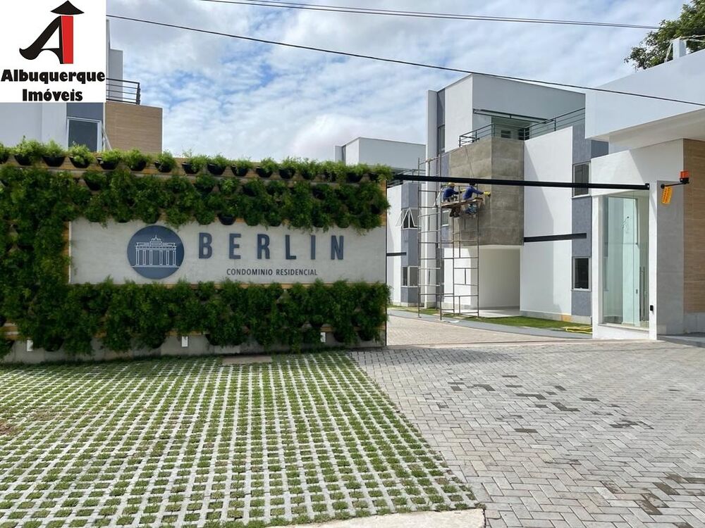 Casa, 4 quartos, 231 m² - Foto 1