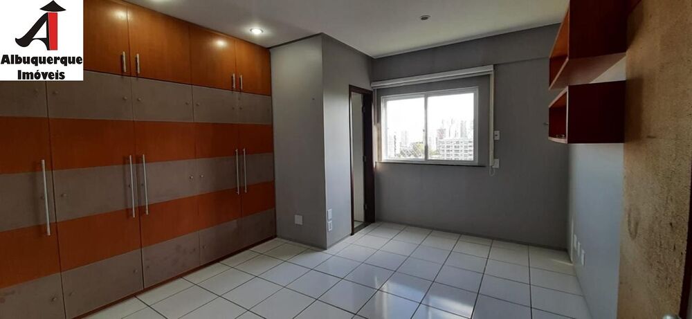 Apartamento, 4 quartos, 217 m² - Foto 2