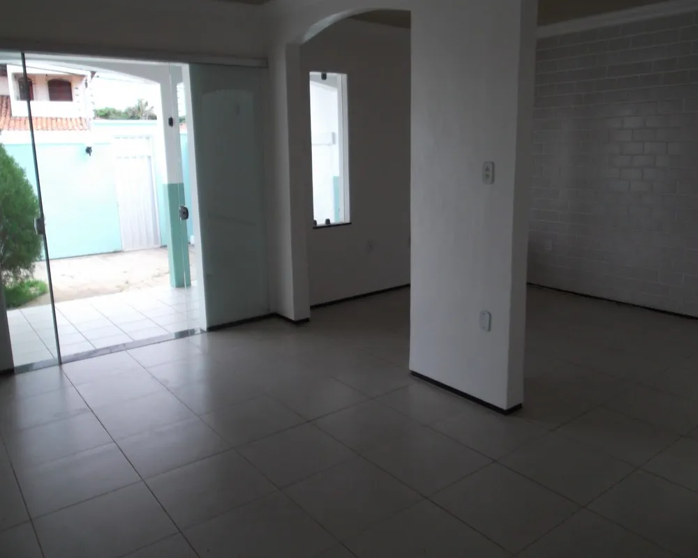 Casa, 3 quartos, 250 m² - Foto 3