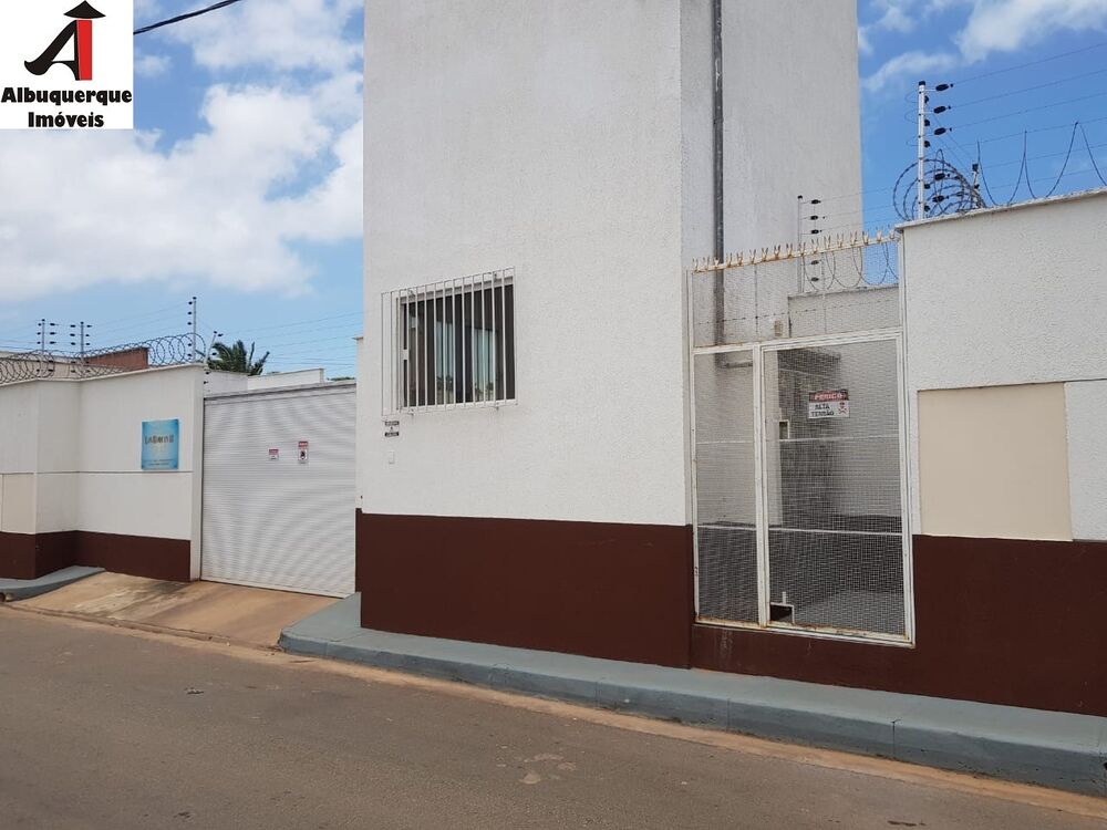 Casa à venda com 3 quartos, 100m² - Foto 3