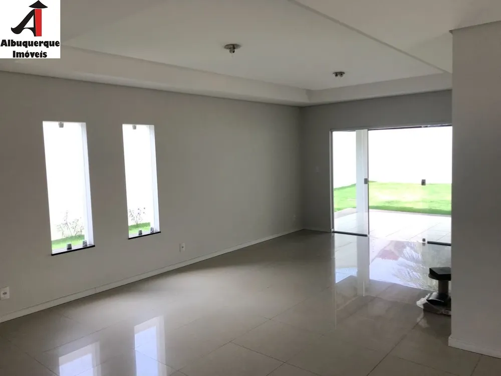 Casa, 4 quartos, 300 m² - Foto 15