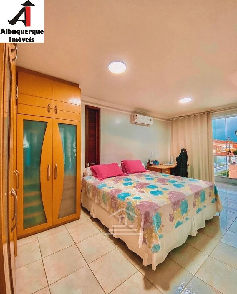 Casa, 5 quartos, 400 m² - Foto 1