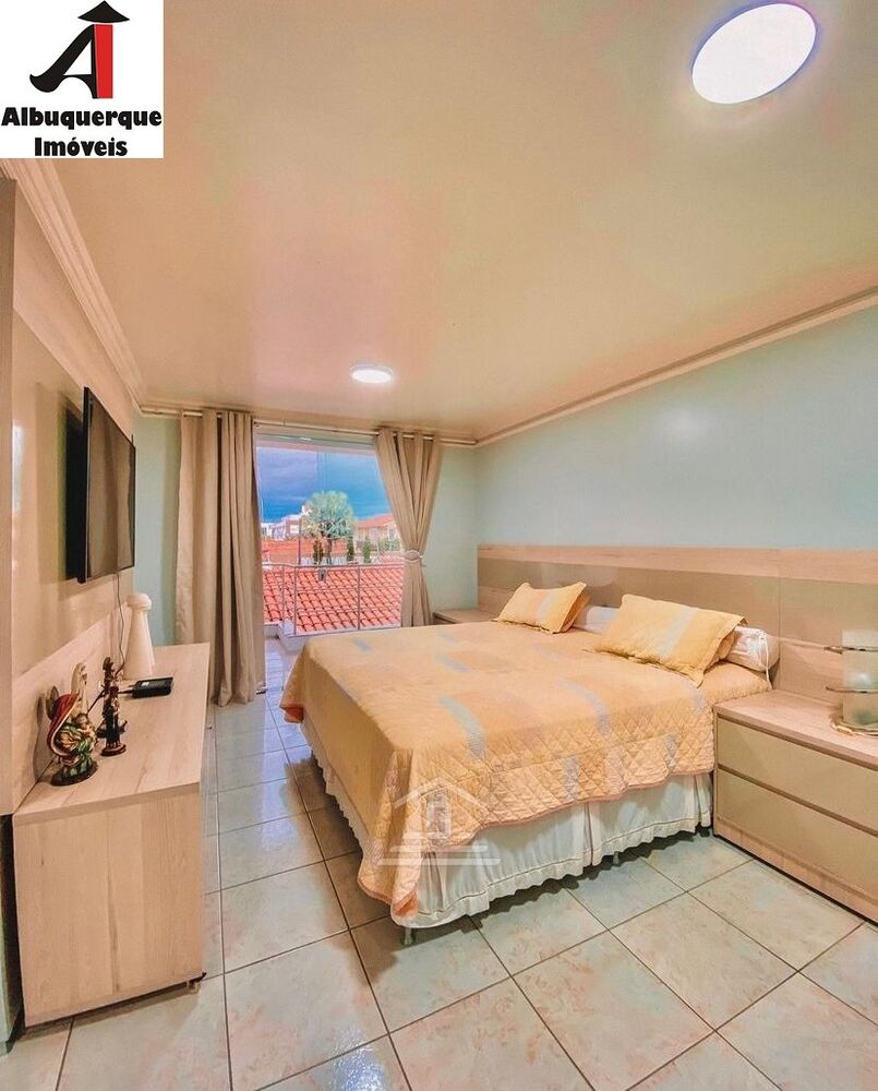 Casa, 5 quartos, 400 m² - Foto 2