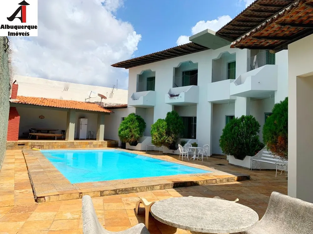 Casa, 4 quartos, 720 m² - Foto 1