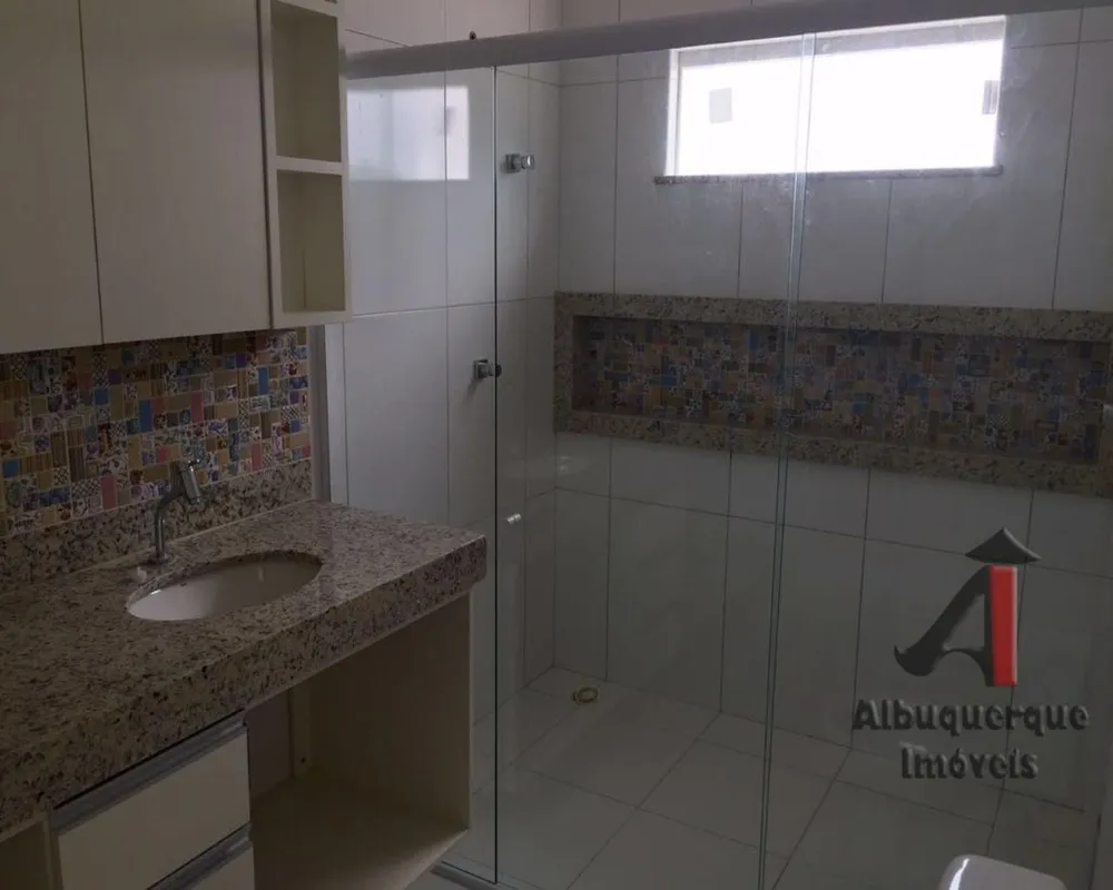 Casa, 3 quartos, 250 m² - Foto 2