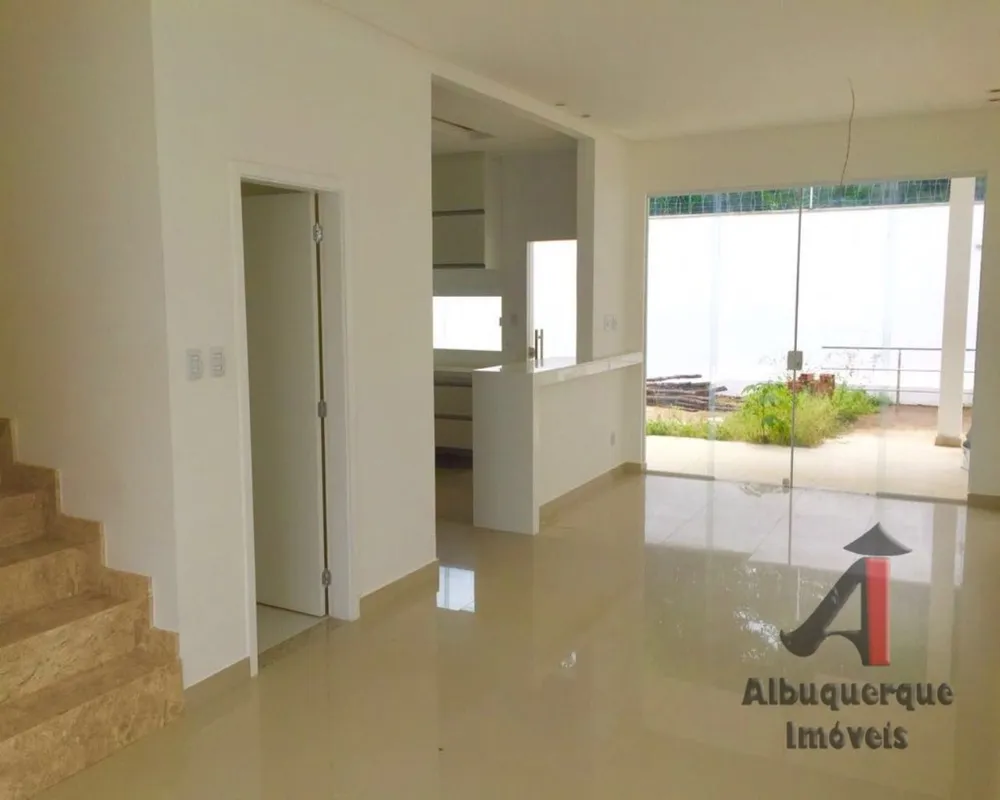 Casa, 3 quartos, 250 m² - Foto 3