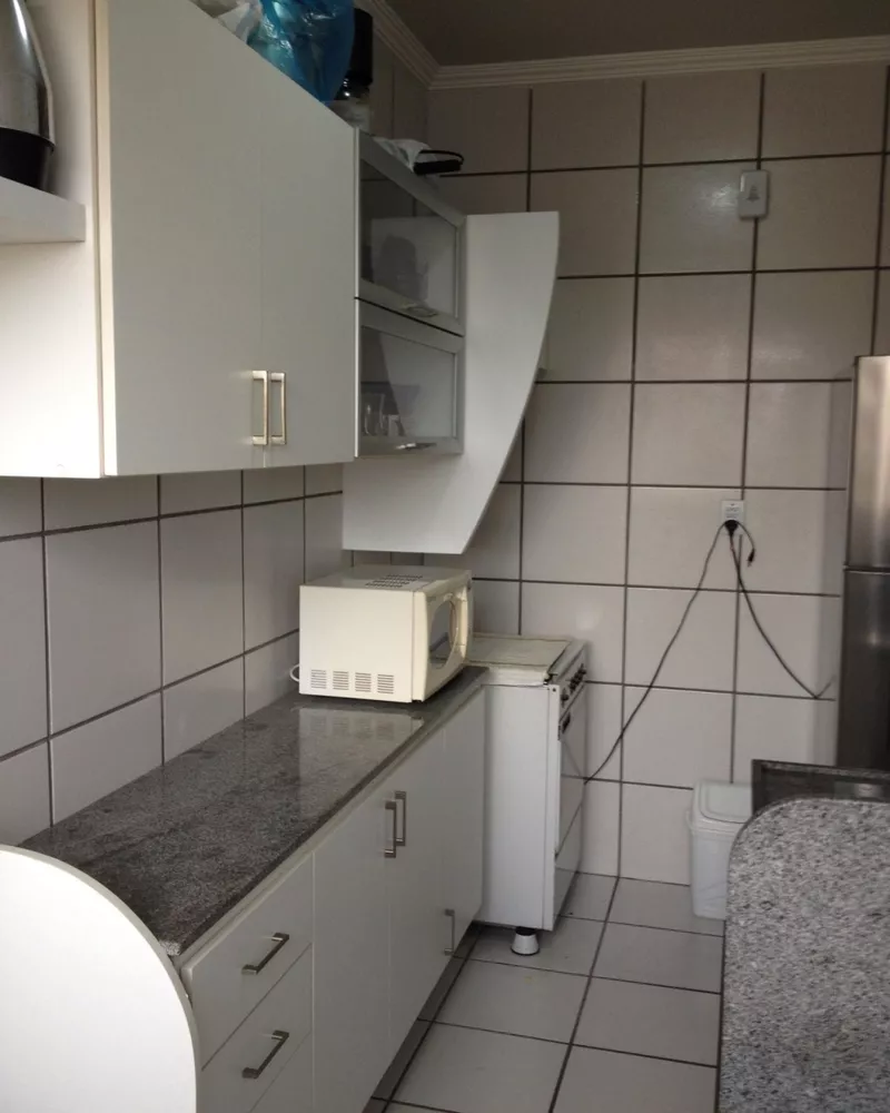 Apartamento à venda com 2 quartos, 45m² - Foto 3