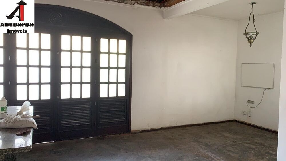 Casa, 4 quartos, 468 m² - Foto 1
