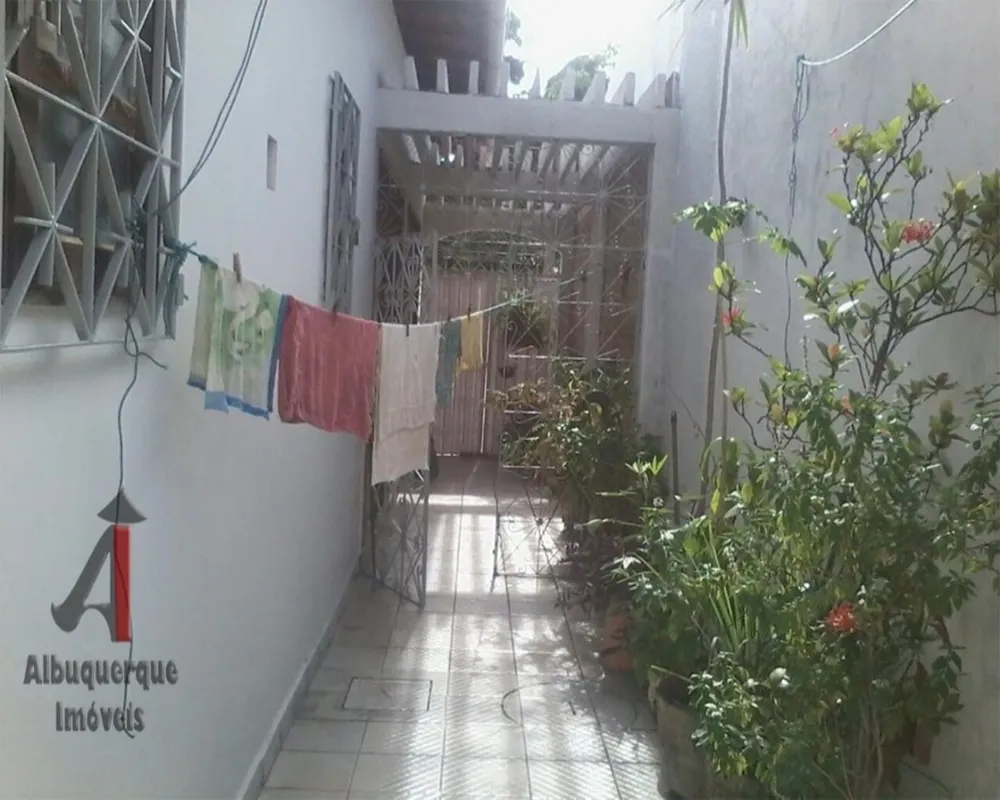 Casa, 5 quartos, 120 m² - Foto 2