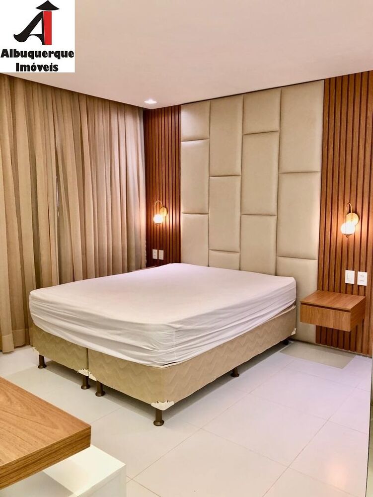 Casa à venda com 3 quartos, 300m² - Foto 2