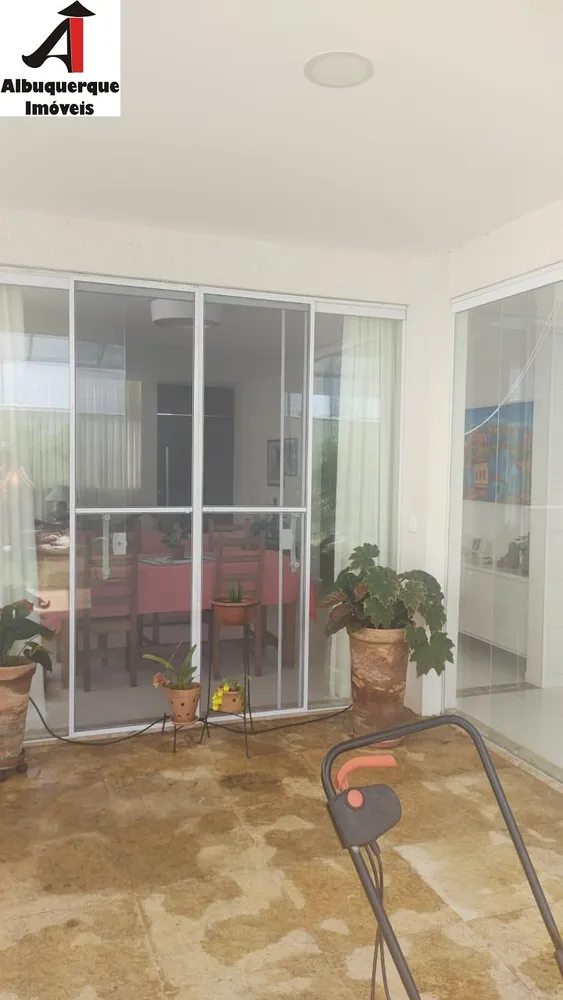 Casa, 3 quartos, 250 m² - Foto 2