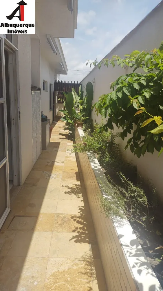 Casa, 3 quartos, 250 m² - Foto 3