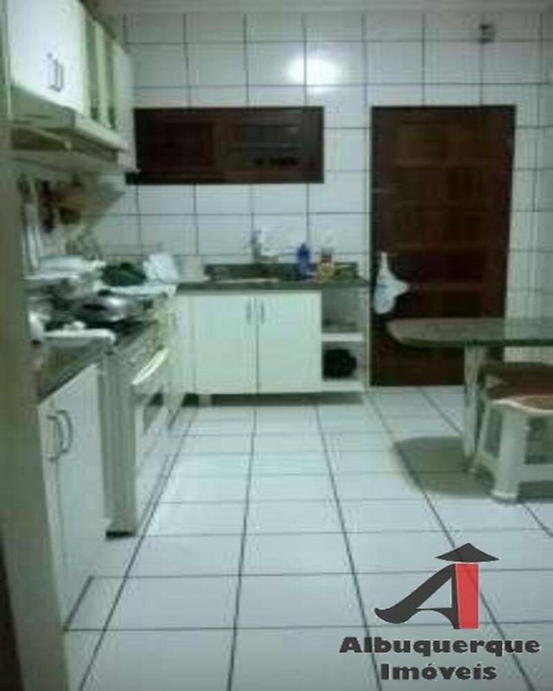 Casa à venda com 3 quartos - Foto 4