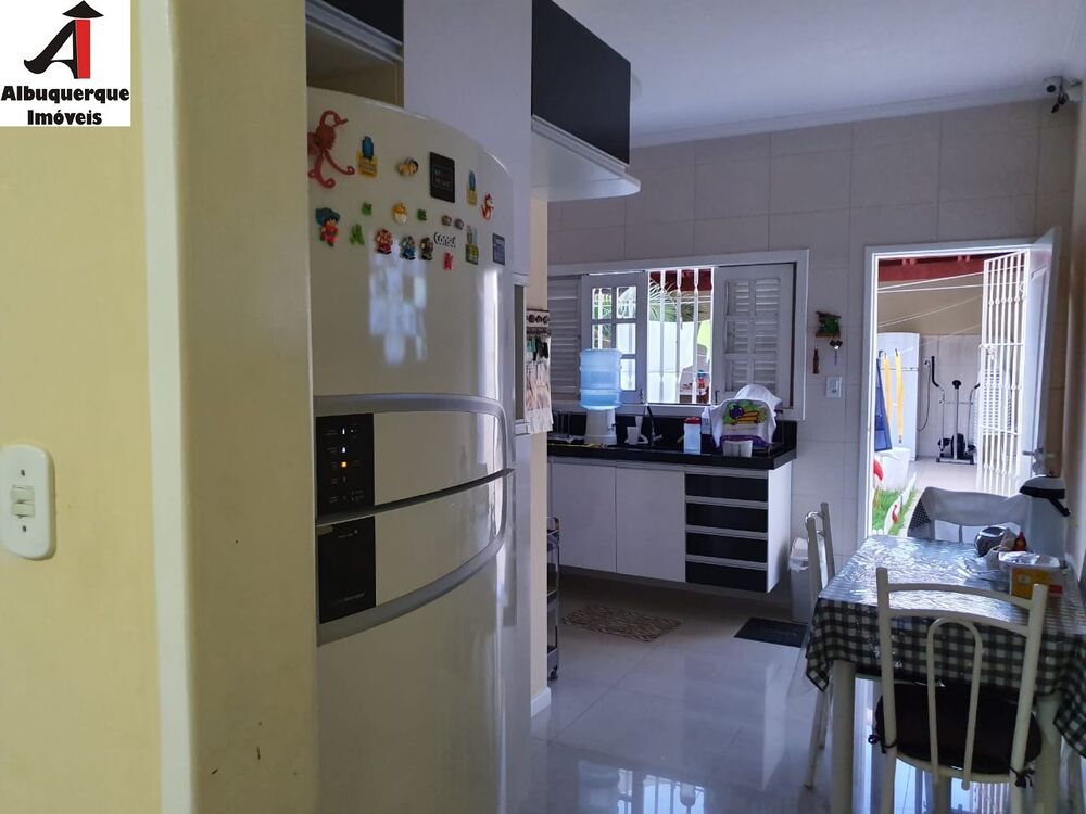 Casa, 3 quartos, 500 m² - Foto 1