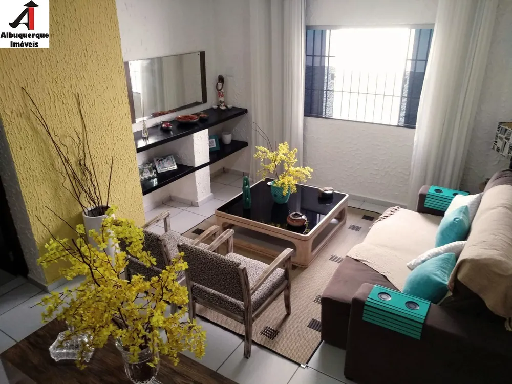 Casa, 4 quartos, 360 m² - Foto 1