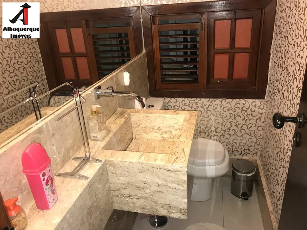 Casa, 3 quartos, 250 m² - Foto 8