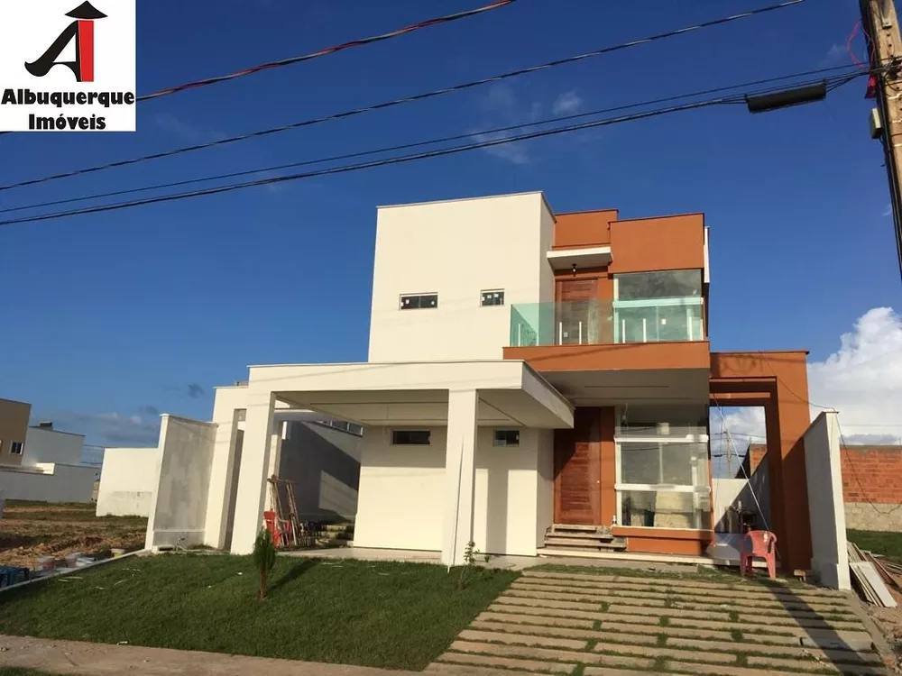 Casa à venda com 3 quartos, 280m² - Foto 1